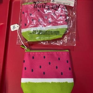NWT SNACK AND GO POUCH